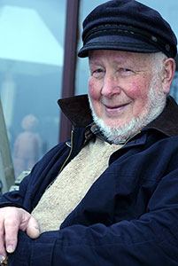 Portrait of Dr. Julian Tudor Hart, British general practitioner and epidemiologist, taken by photographer Raimundo Pastor on 19 January 2007.