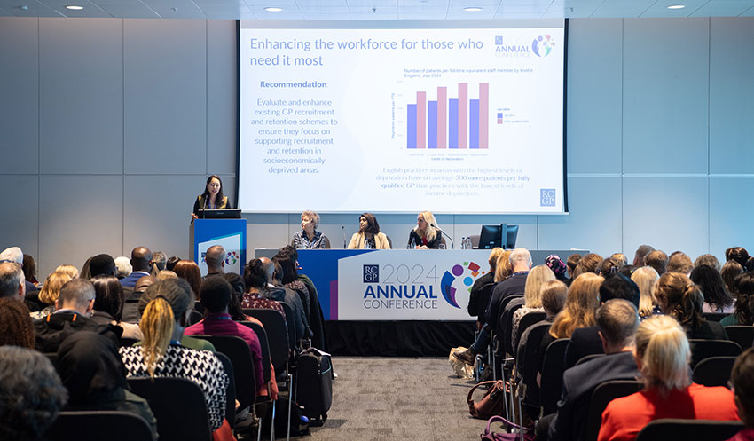 Image of crowd in conference