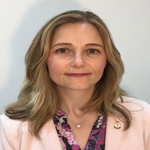 dr-emily-brooks-card